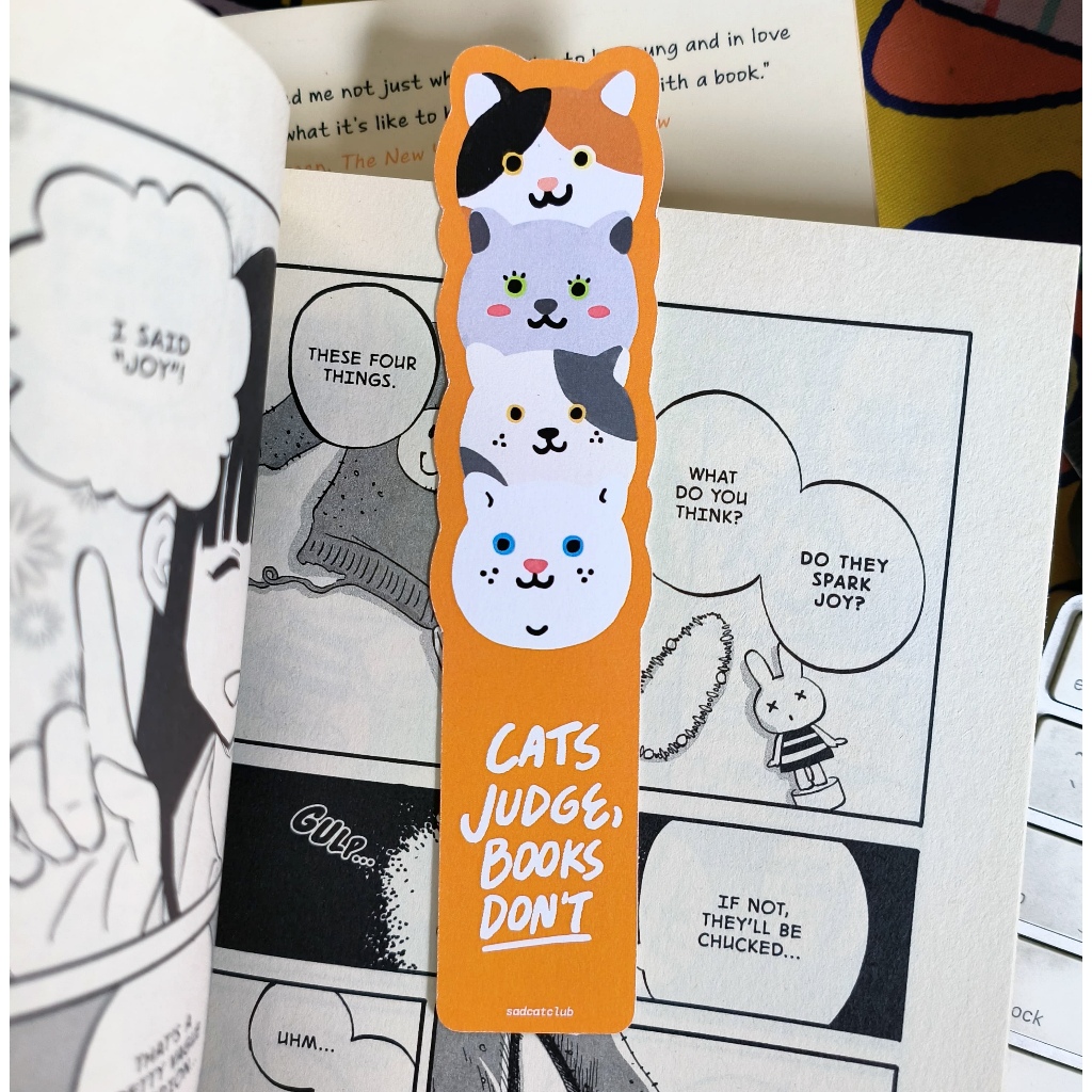 

Cats Judge, Books Don't Bookmark / Pembatas Buku