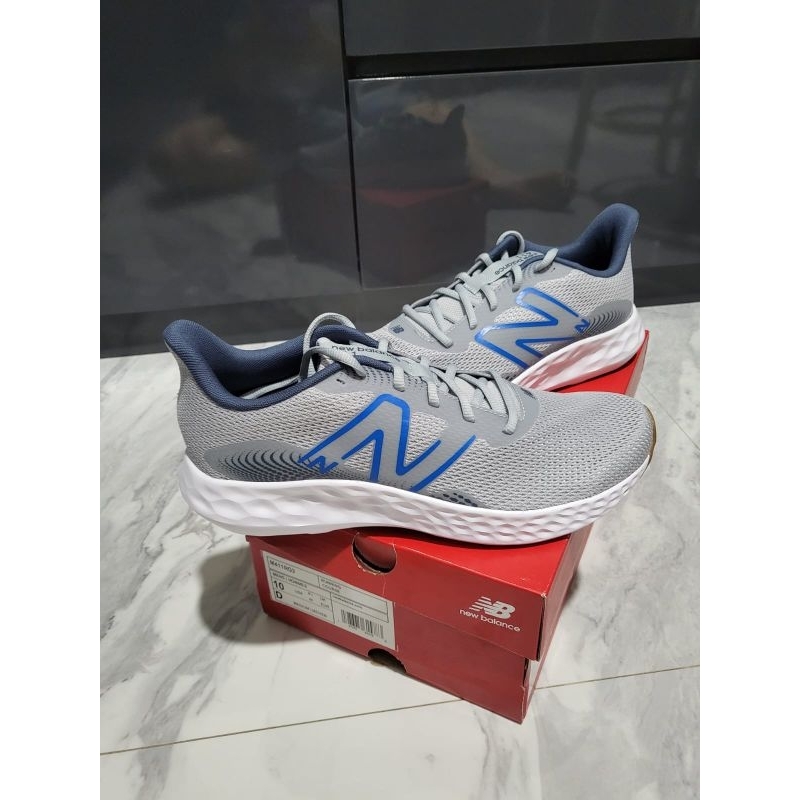 Sepatu Lari New Balance NB411 Biru ukuran 44 ORI