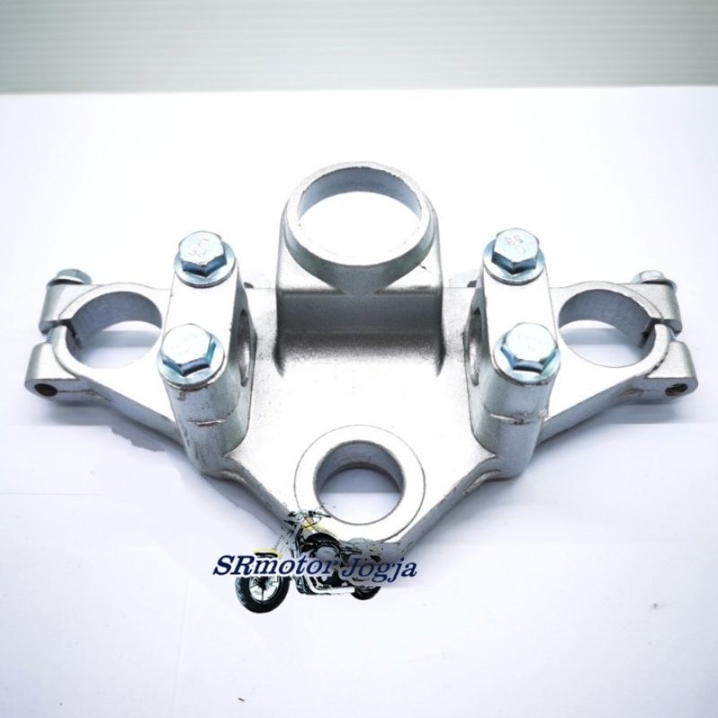 SEGITIGA ATAS DUDUKAN STANG PANGAKON STANG YAMAHA RXK RX KING NEW T ATAS RXKING SEGITIGA ATAS RXK RX