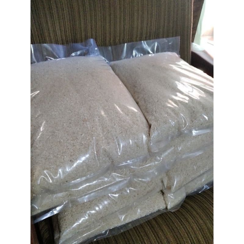 

Beras pulen medium raja lele / cap kembang 3kg