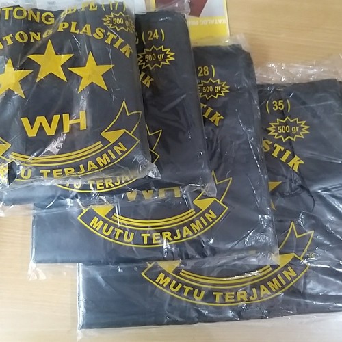 

Kantong plastik merk WH 500gr dan 1000gr