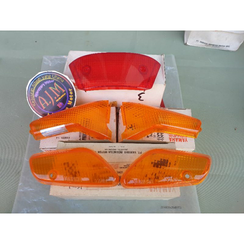 Mika Kaca Lampu Stoplamp Sen Sein Depan Belakang Yamaha Sigma Original