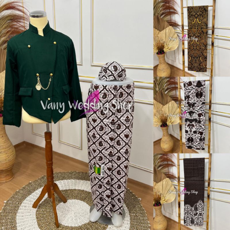 (1set, Cowok) Pakaian Adat Jawa / Beskap + Jarik + Blangkon + Free Benggol | Solo Hijau Botol- Motif