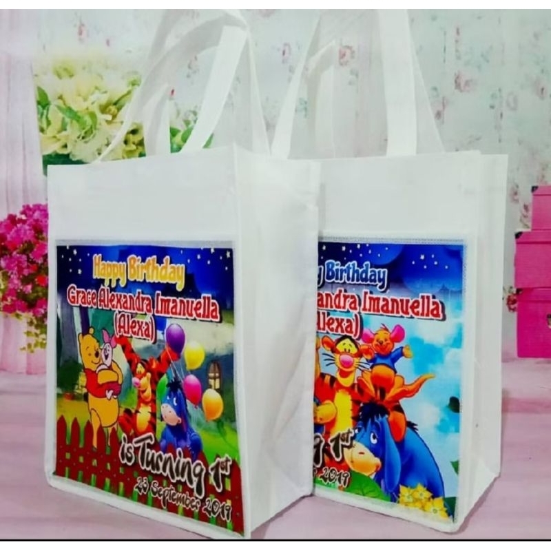 

TAS ULTAH MURAH MODEL KANTONG TAYO