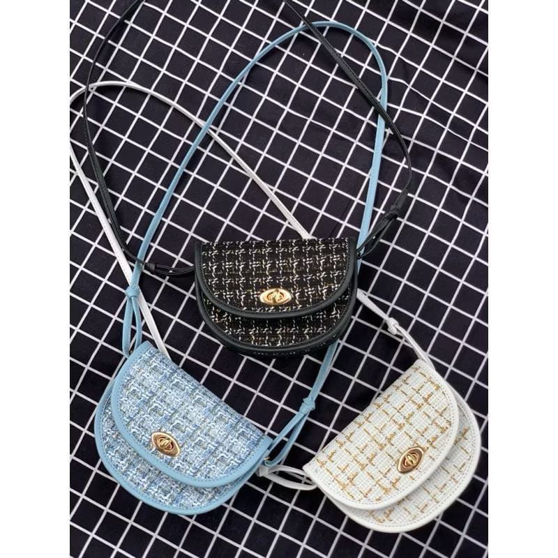 Moana Slingbag/tas selempang wanita terbaru bahan kanvas muat hp/tren 2024/Minibag/fashion wanita