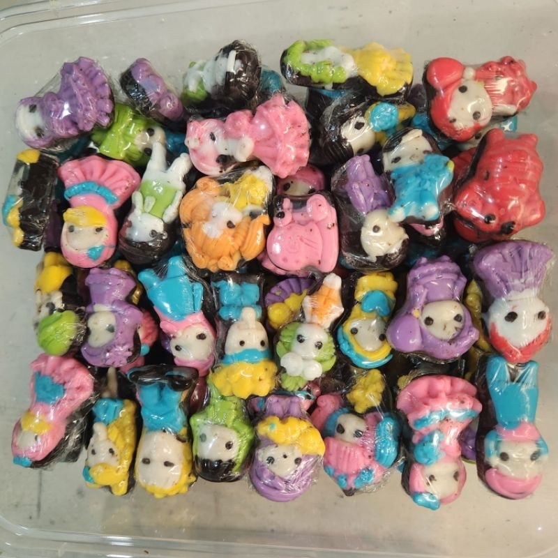 

coklat karakter 3 dimensi uk 1 kg, halal