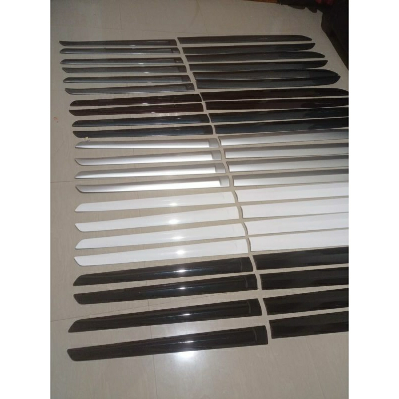 Moulding pintu Nissan Grand Livina L11