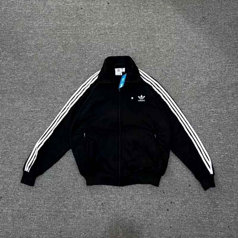 TRACKTOP ADIDAS HITAM LIST PUTIH