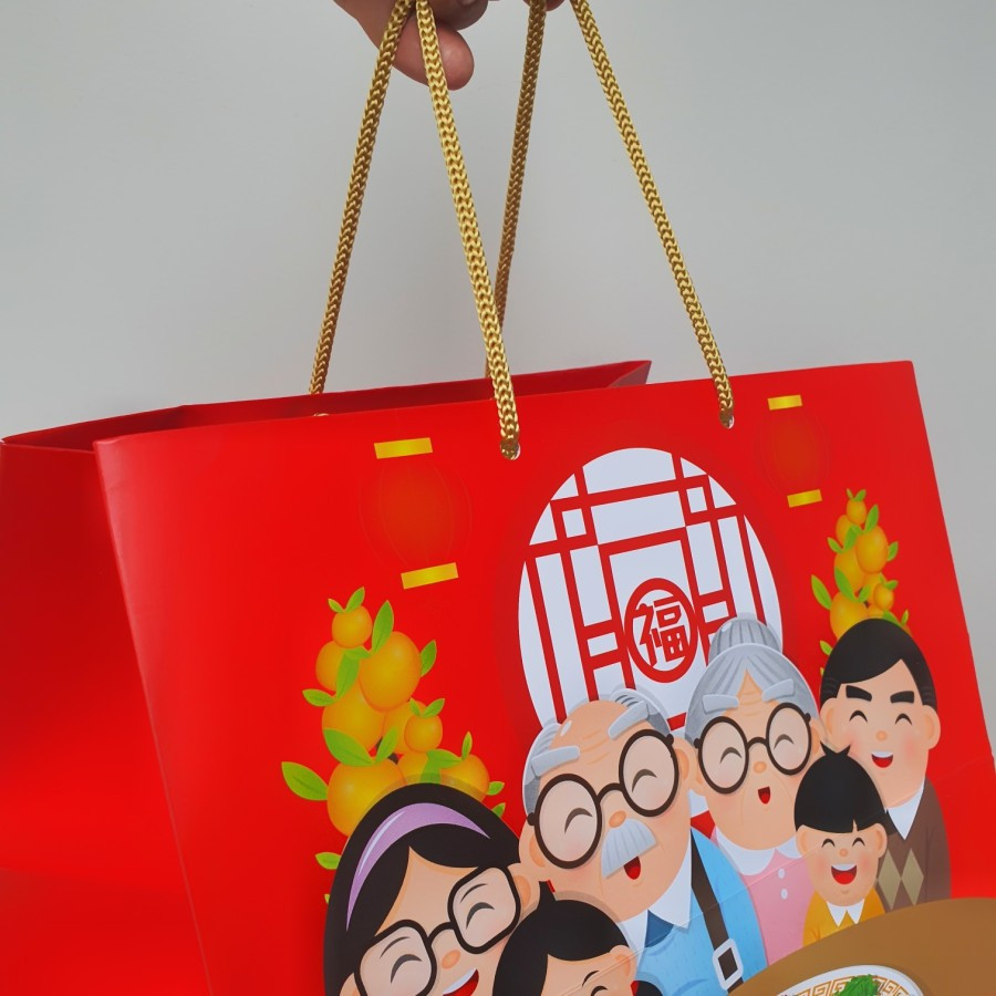 

Paperbag Packaging Brownies Hampers Mix Dus Imlek Ukuran 25 x 25 x 10cm