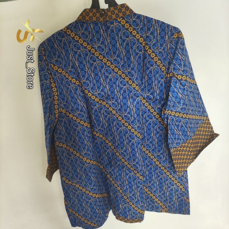 Baju Blouse Atasan Wanita Batik Keris (Ukuran L)