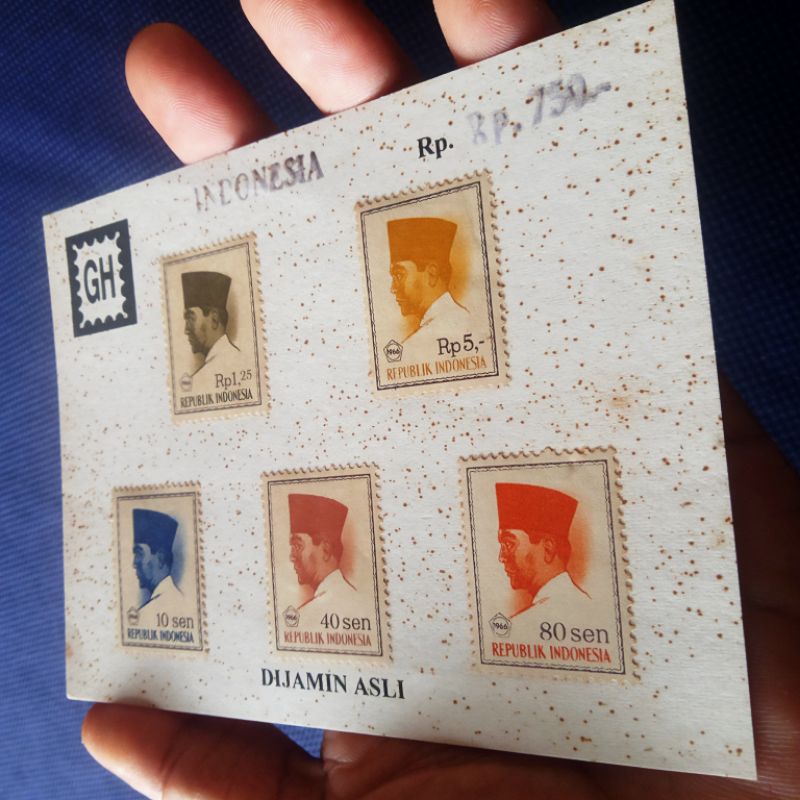 

PERANGKO SET SOEKARNO