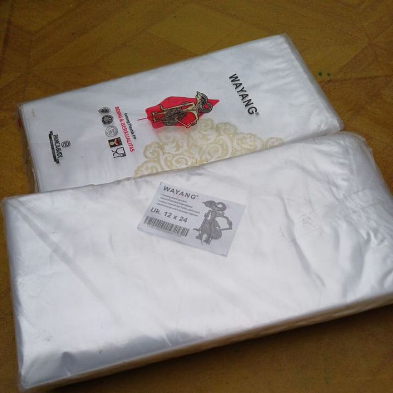 

kantong plastik wayang 12 x 24 isi 4 pack