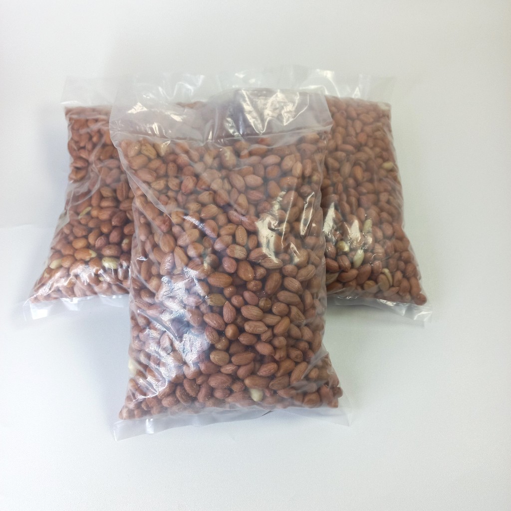 

Kacang Tanah Mentah 500 gr