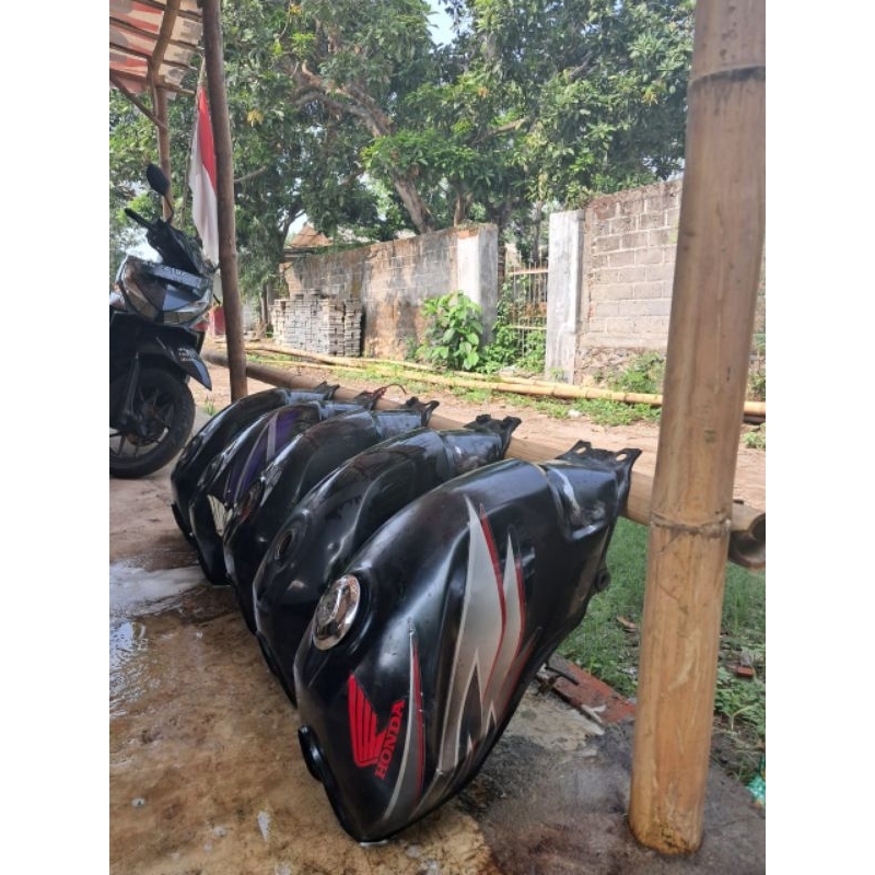 GASTANK WADAH BENSIN TANGKI MEGAPRO PRIMUS 2008 ORIGINAL LEPASAN