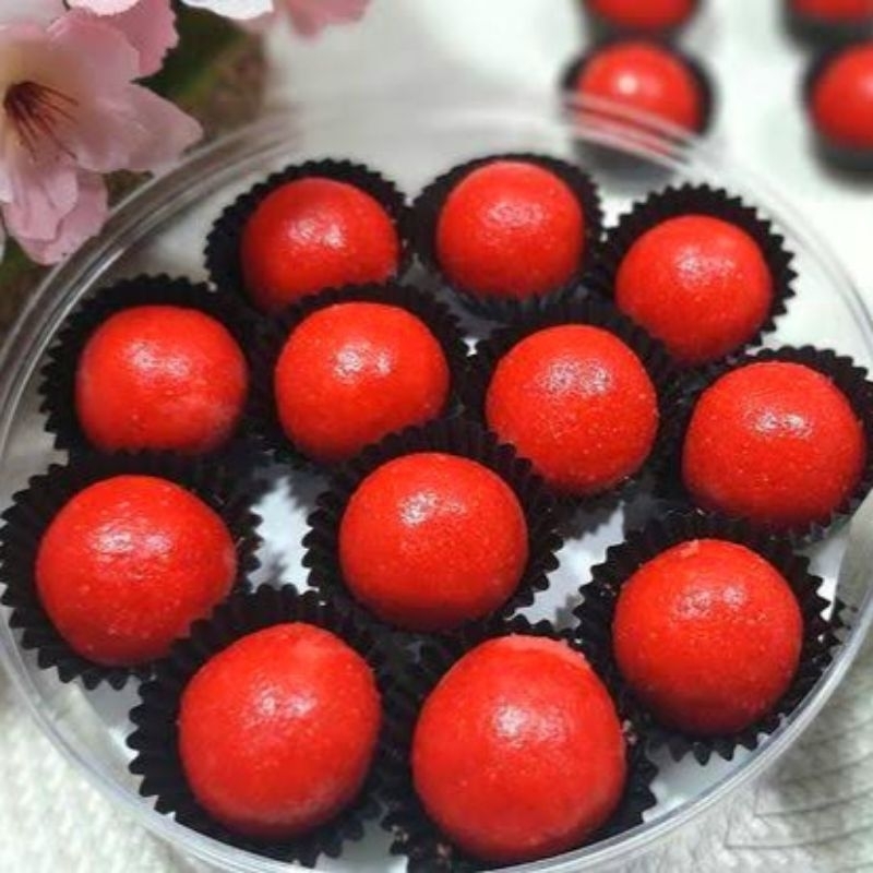 

KUE KERING - NASTAR REDVELVET - TOPLES MIKA UKURAM 250 gr - HALAL,MURAH,ENAK