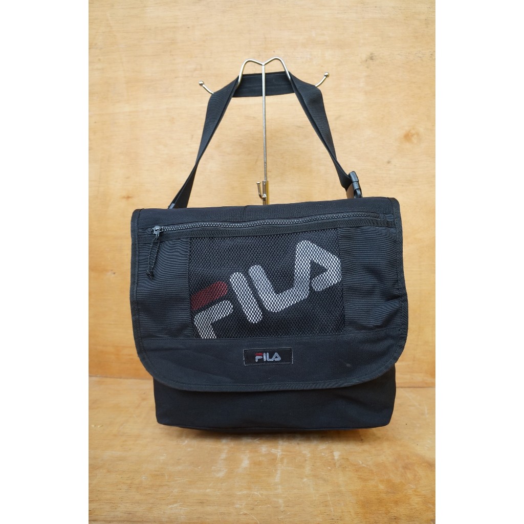 Sling Fila Hitam | Tas selempang Fila | Tas Slempang Pria | messenger bag