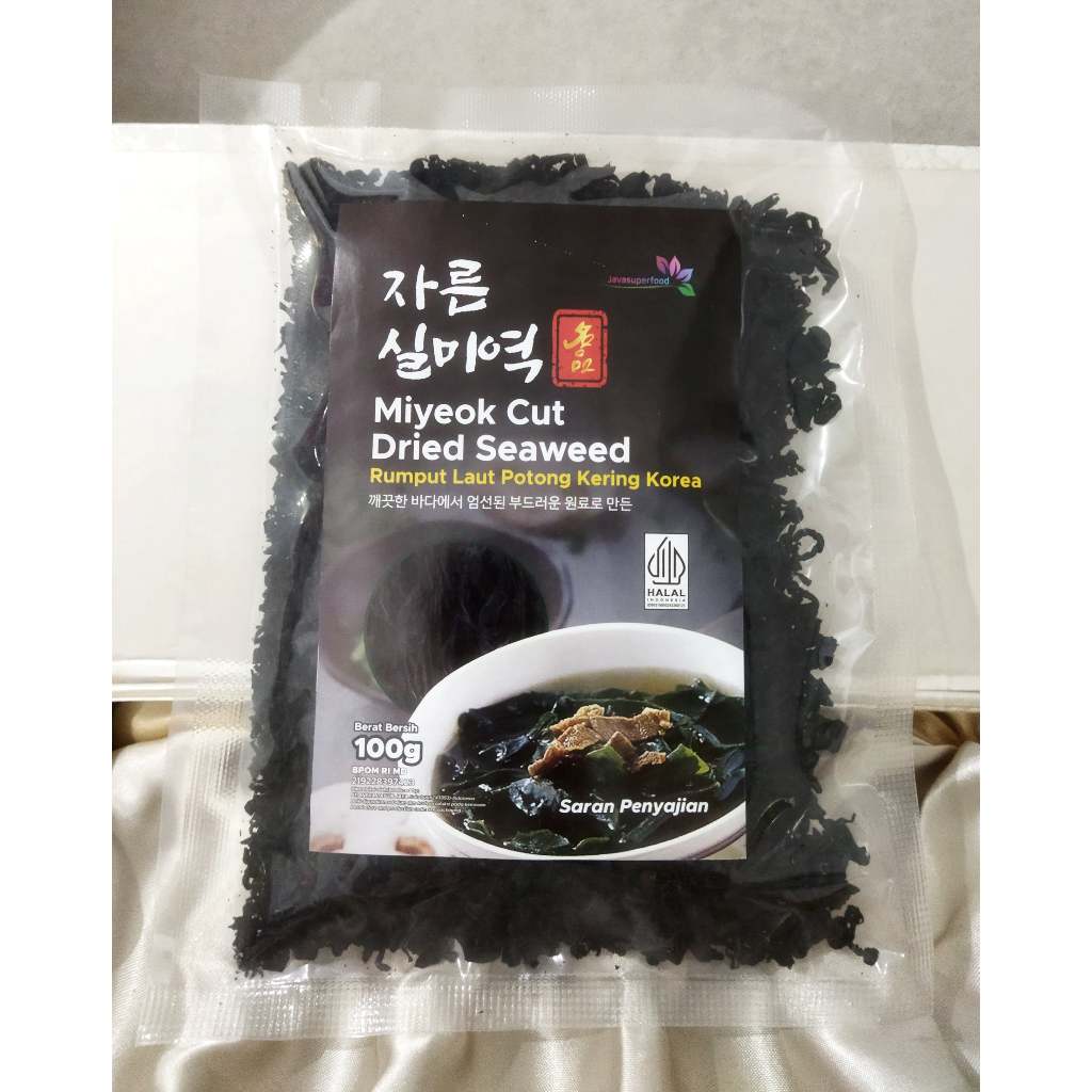 

Miyeok Cut Dried Seaweed - Rumput Laut Potong Kering - 100g - Halal