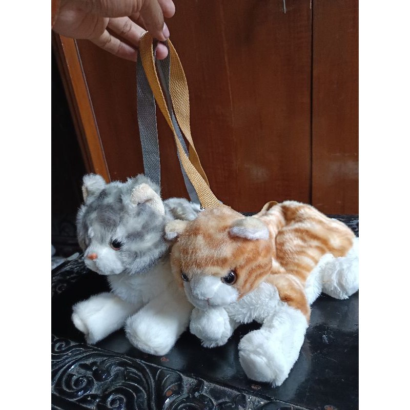 Tas berbentuk boneka kucing
