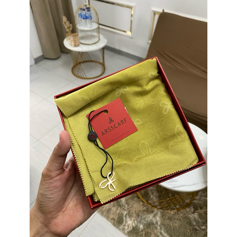 monogram delux arsscarf