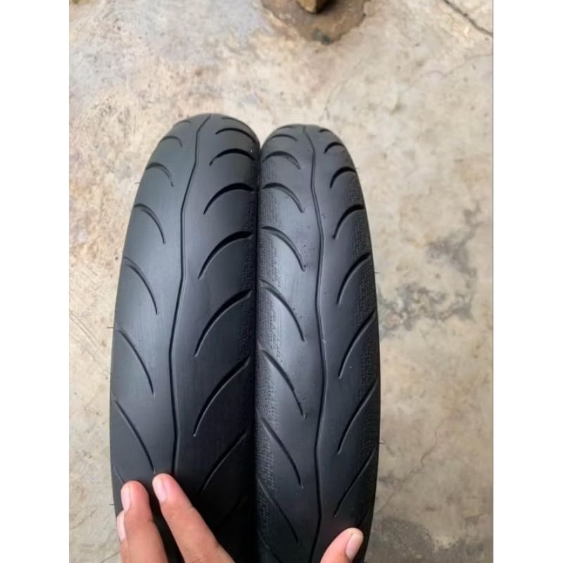 Ban Motor Matic Merek Maxxis Diamond Sepasang