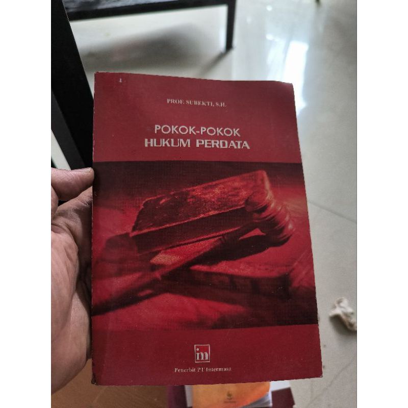 

Buku Pokok Pokok Hukum Perdata by Subekti