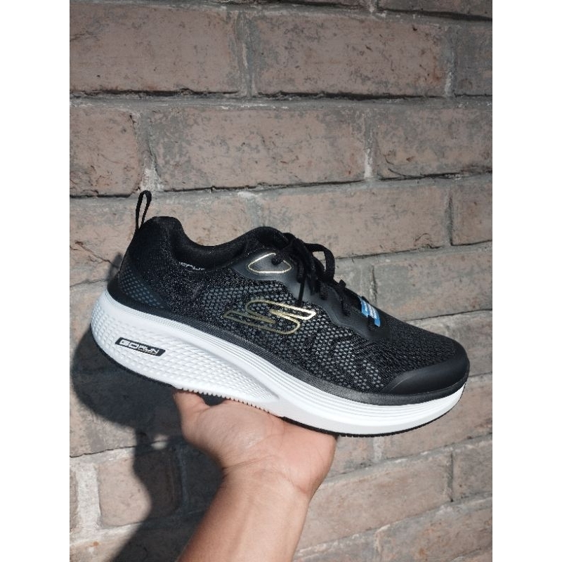 SEPATU SKECHERS GO RUN ELEVATE MEN-SKE220848BLK