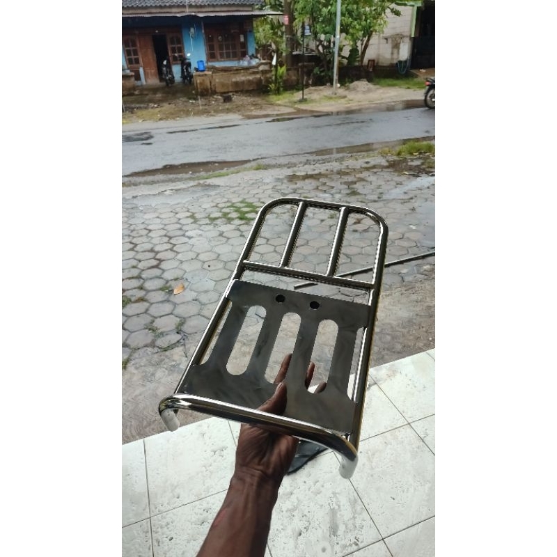 rak belakang cargo c700 c800 c70 c50 bahan stainless steel