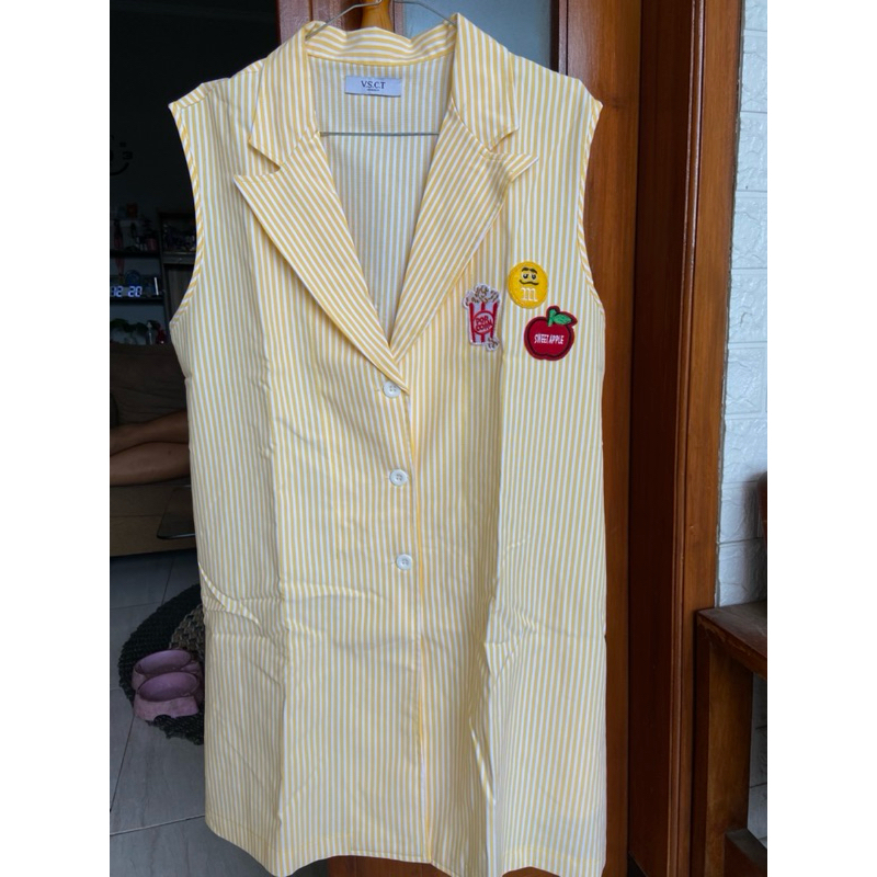 vest preloved versus city goodcond