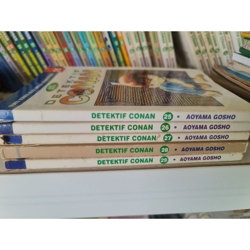

preloved komik detektif conan seri 25-29