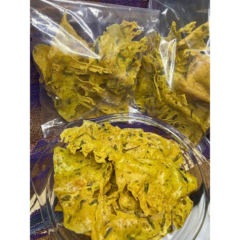 

peyek / rempeyek cabe rawit daun jeruk kemasan plastik