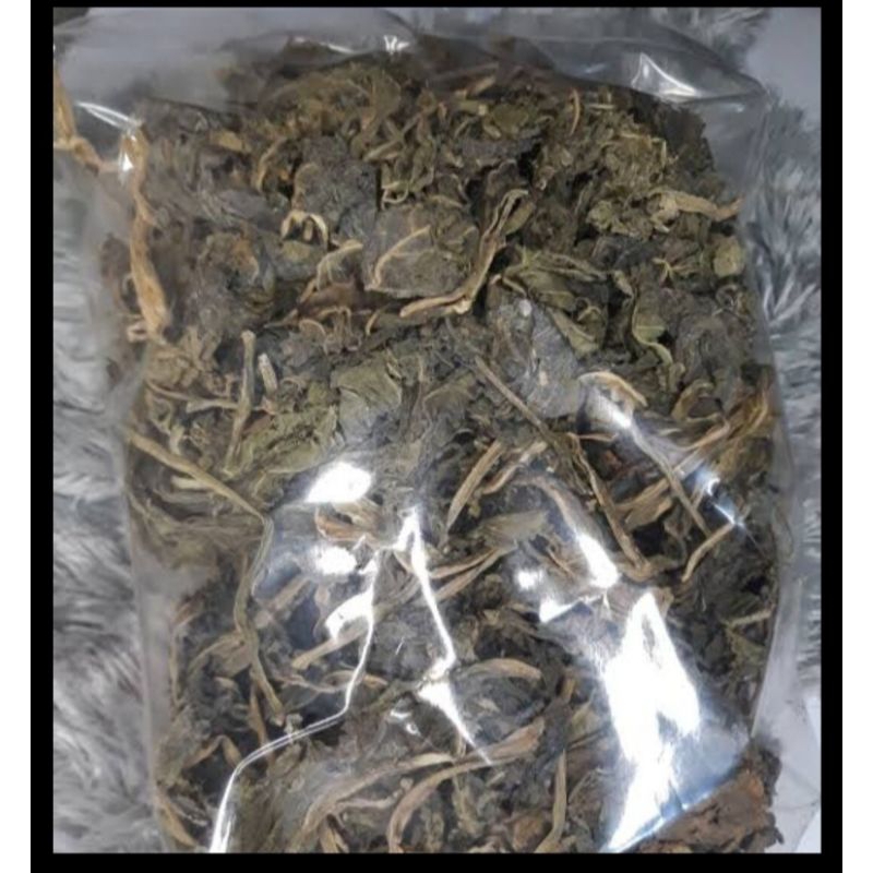 

Daun kecubung kering organik sesuai variasi