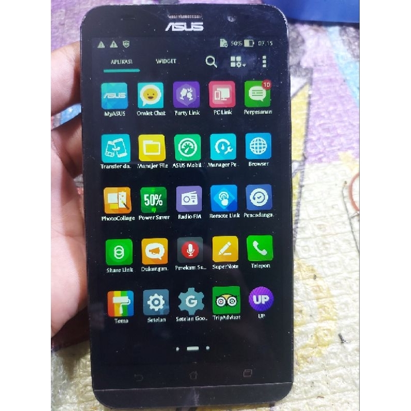 lcd asus zenfone2 Z00AD normal ori cabutan masih di frame tinggal pasang mesin