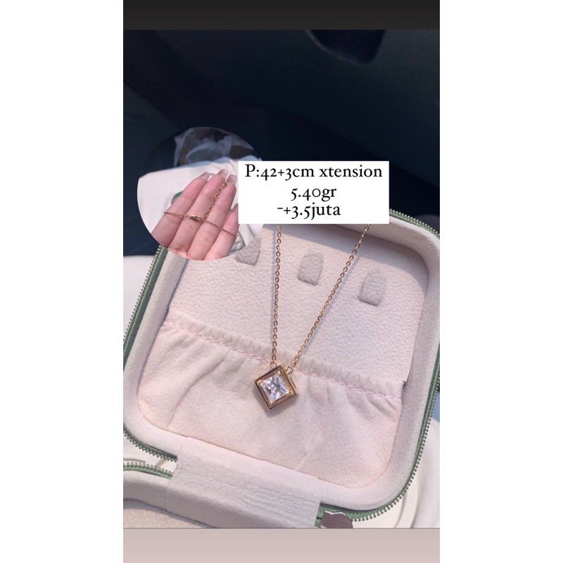 Kalung Baguette Emerald necklace