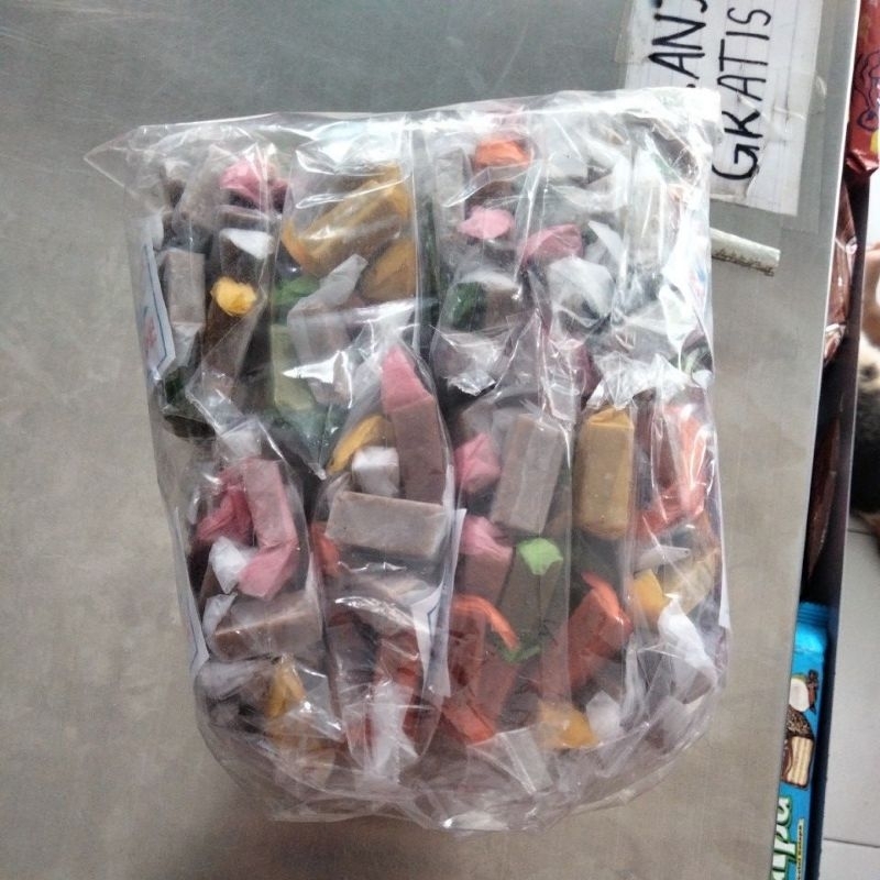 

PODIS PERMEN TAPE 1 PACK ISI 10 BUNGKUS