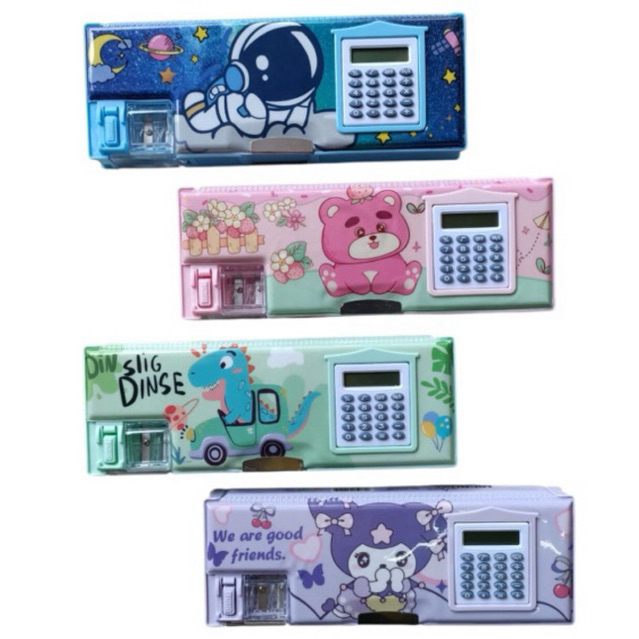 

Kalkulator Magnet Kartun Anak Lucu / Tempat Pensil Calculator/ Tempat Pensil Pola Kuromi,Astronout,Lotso,Dino Kalkulator Kartun Multifungsi
