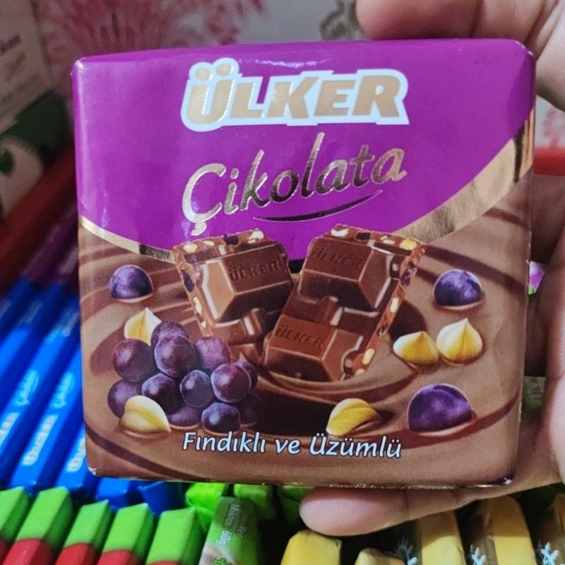 

coklat Ülker varian rasa anggur mix huzelnut asli turki