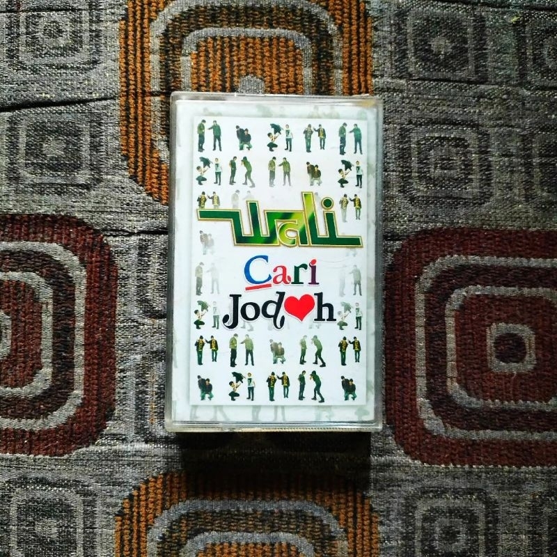 Kaset pita WALI-CARI JODOH