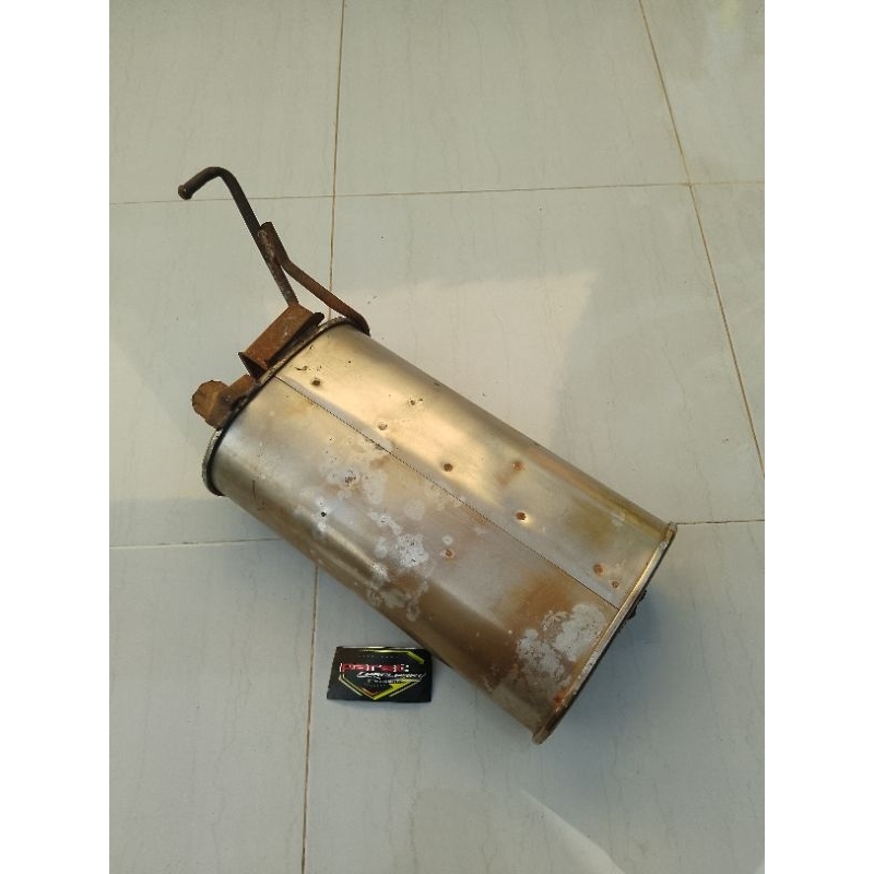knalpot standar cerry futura 1,5 / SUZUKI original.