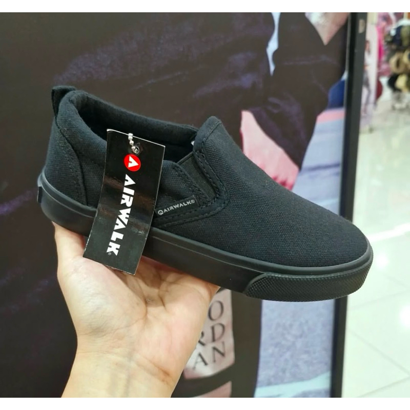 SEPATU AIRWALK ANAK