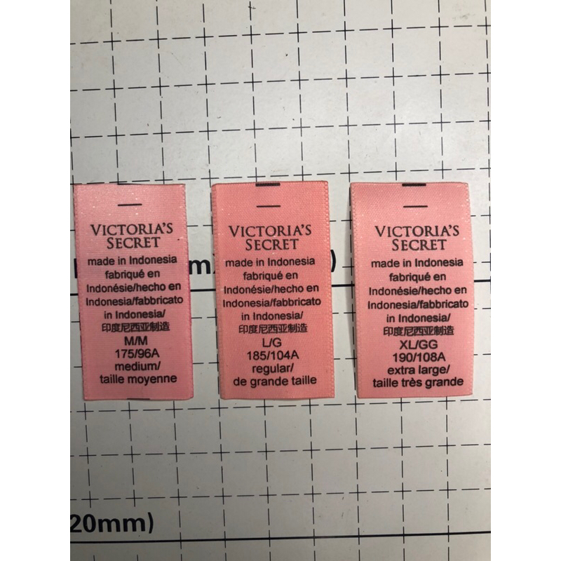 

VICTORIA’S SECRET CARE LABEL SIZE SUPER PREMIUM CO 1X DI KIRIM 600PCS