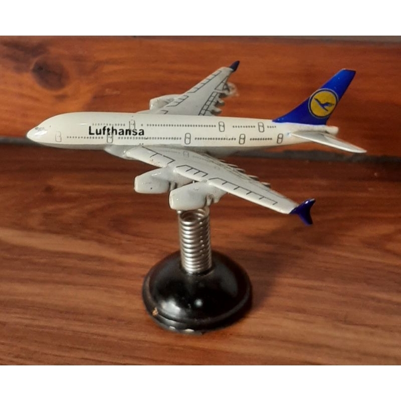 Per Miniatur Pesawat Dashboard Mobil A.380 Lufthansa