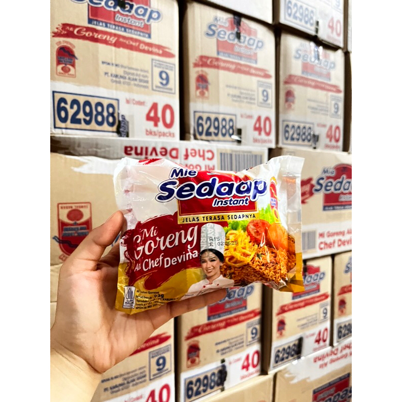 

Mie Sedaap Goreng Instant ala Chef Devina ( 1 karton isi 40pcs x 90gram ) / Mie Sedaap Goreng Instan Lezat Murah Enaakkkk