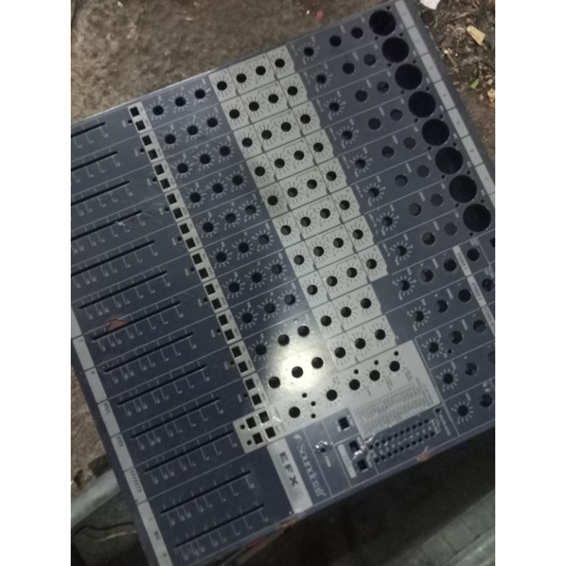 box mixer 8 chanel bekas soundcraft (plat tebal)