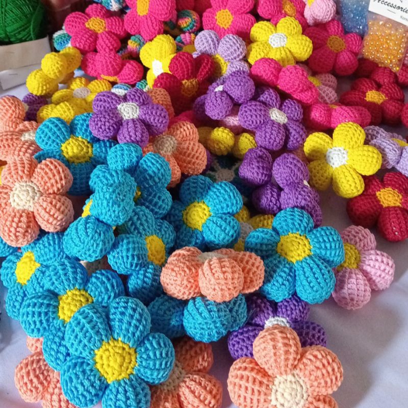 Aplikasi bunga rajut daisy crochet /bunga rajut gembul