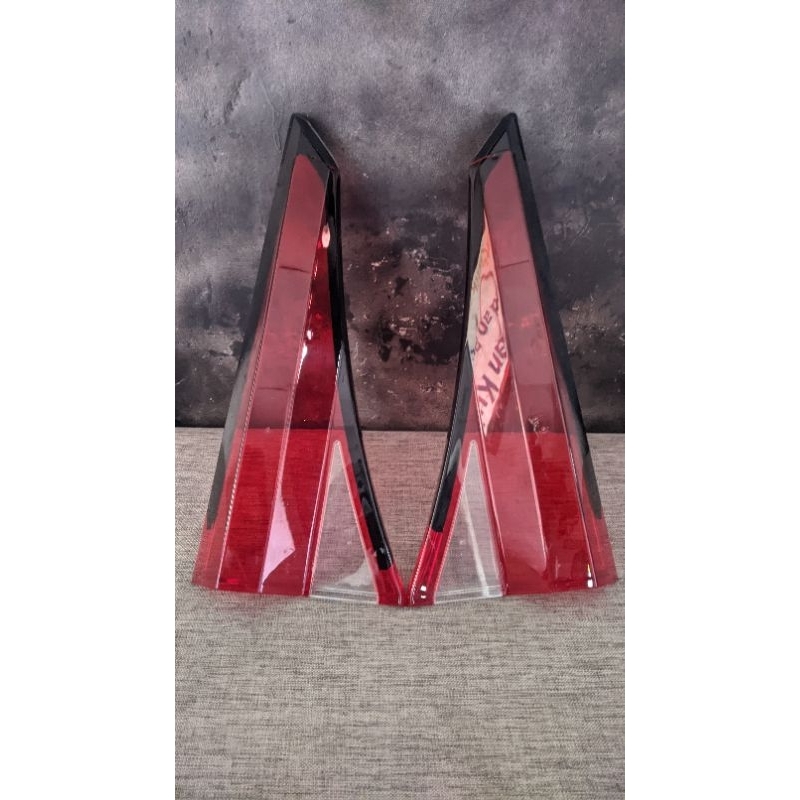 Mika lampu Reflektor Bagasi Xenia 2022 Original/Lampu Reflektor Bagasi Avanza tahun 2022 original