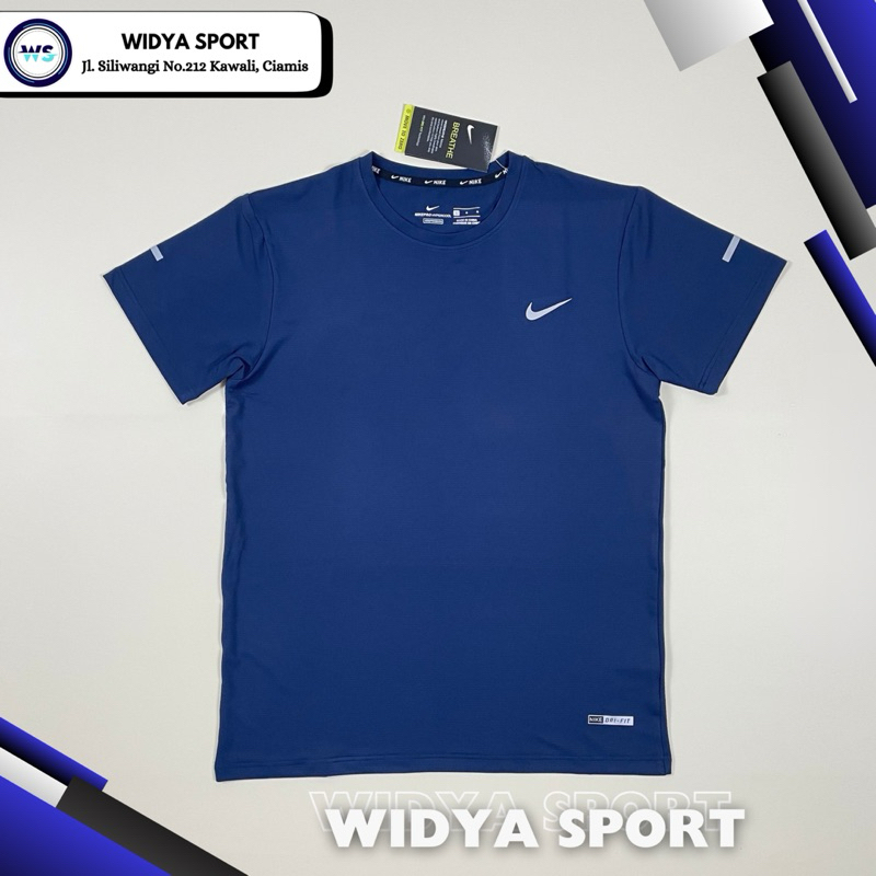 KAOS OLAHRAGA LENGAN PENDEK