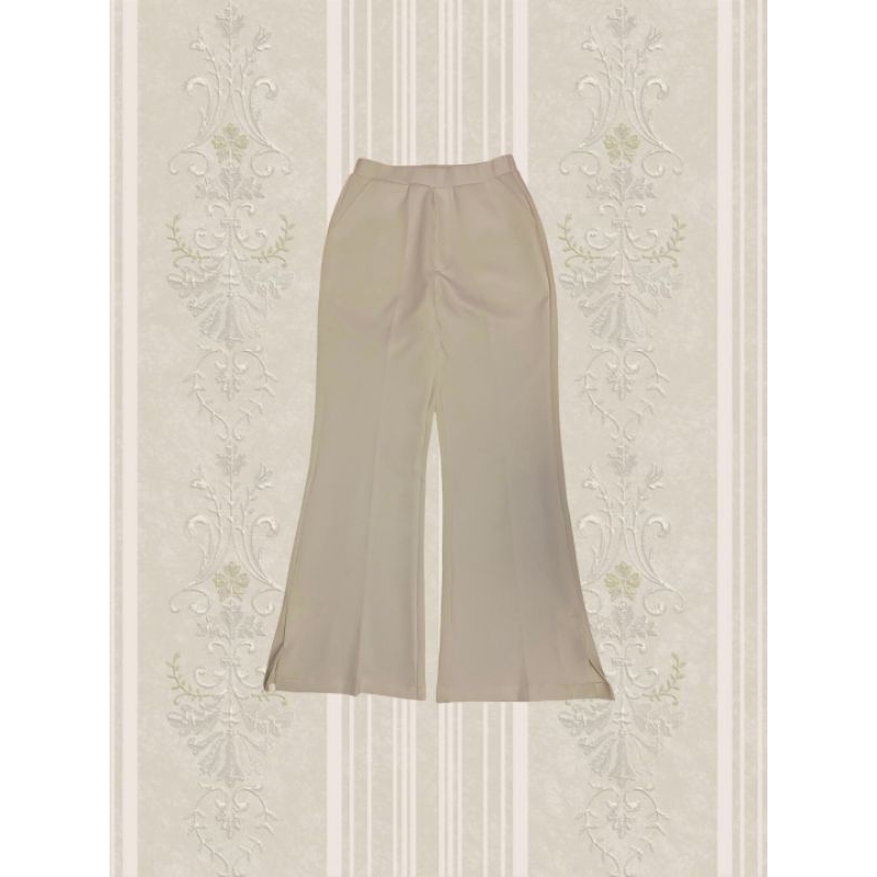 [Preloved] Celana Panjang Putih Cutbray