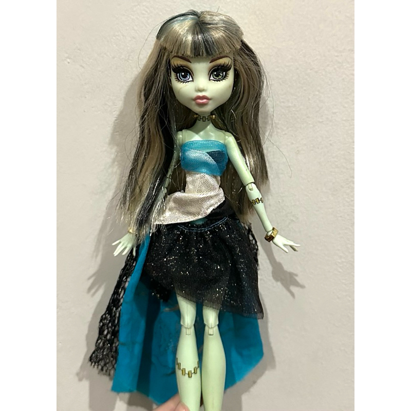 Boneka Draculaura Monster High MH 13 Wishes