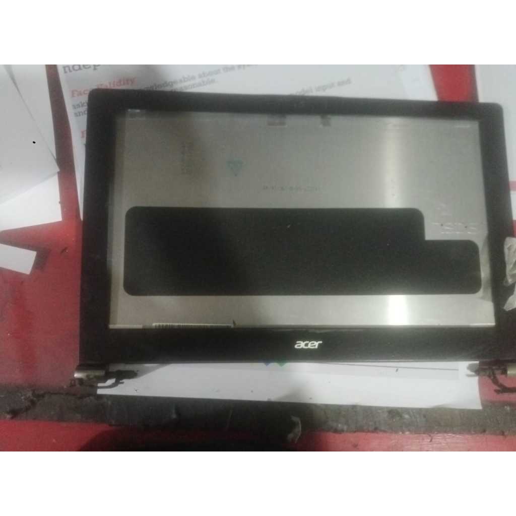 frame lcd acer nitro V5