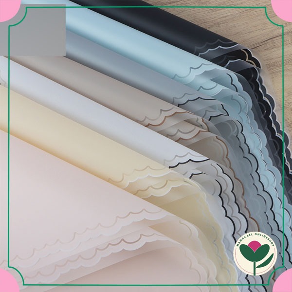

Cloudy list cellophane bouquet wrapping korean style kertas bungkus buket bunga aesthetic wavy list MK1885